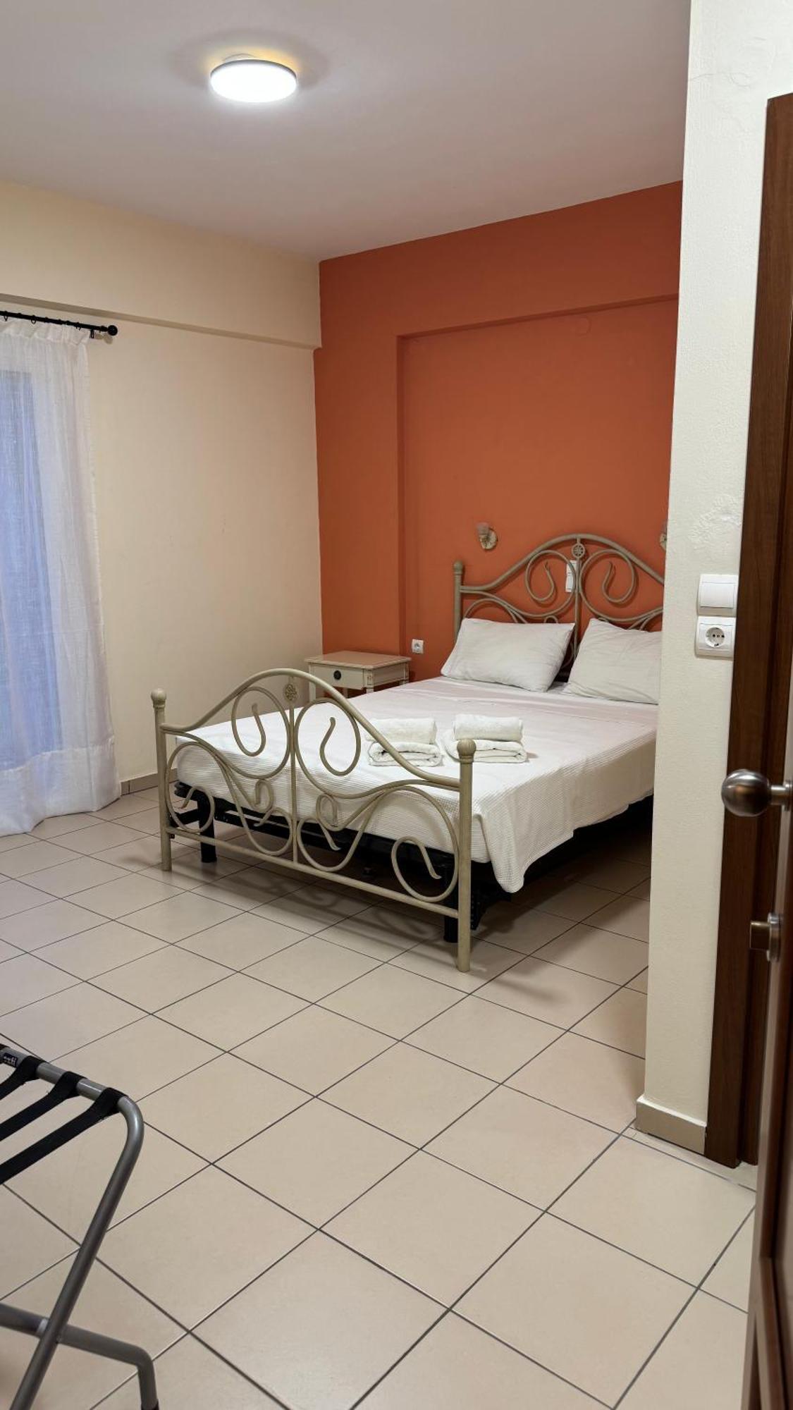 Chrisovalanto Hotel Sívota Pokoj fotografie